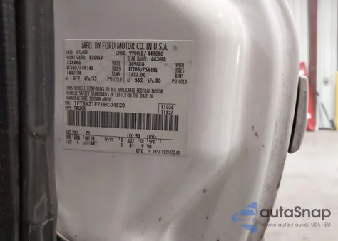 2001 Ford F-350 Lariat/Xl/Xlt из США, поврежденный, VIN 1FTSX31F71EC04520